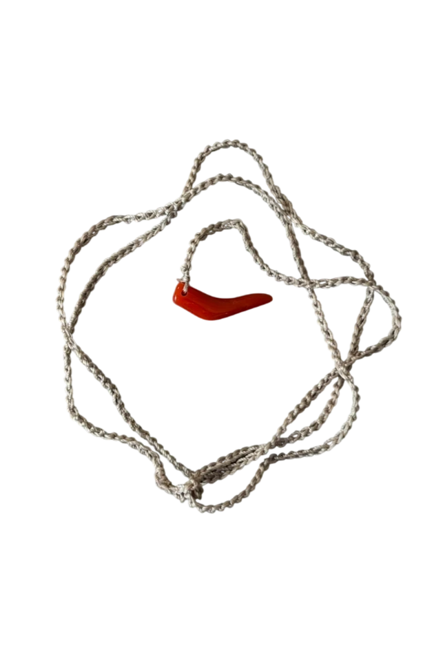 Bracciale con corno rosso